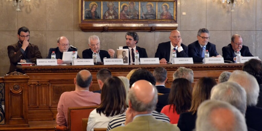 Foto portada: Josep Lluís Martín Berbois, autor, Manuel Costa (editor), Borja de Riquer, Esteve Gené, president del Gremi de Fabricants, Josep Oliu, president del Banc Sabadell, Joan Llonch, net de Joan Llonch i Salas, i Benet Armengol. Autor: J.d.A.