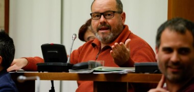 El portaveu de Sabadell En Comú Podem, Joan Mena, al ple d'abril de 2024. Autor: David Jiménez.