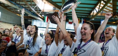 Maica Garcia amb la setana Copa d'Europa. Autor: David Jiménez.