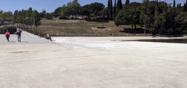El llac del parc de Catalunya, gairebé sec, el 24 d'abril de 2024. Autor: J.d.A.