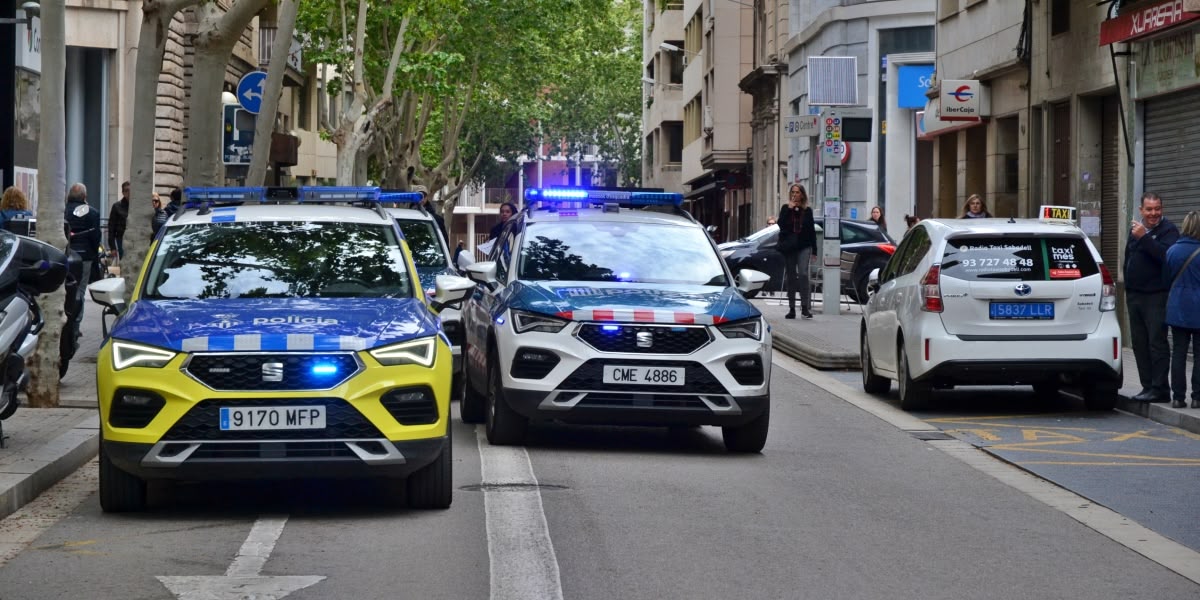 Dispositiu policial, minuts després de l'incident. Autor: J.d.A. 