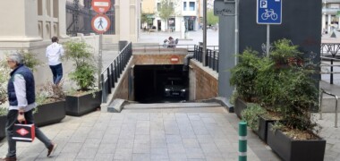 Sortida del pàrquing de Saba, al carrer del Sol. Autor: ACN.