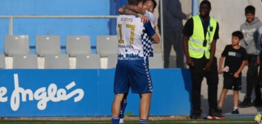 Foto portada: Vladys, celebrant el seu gol. Autora: Dihor.