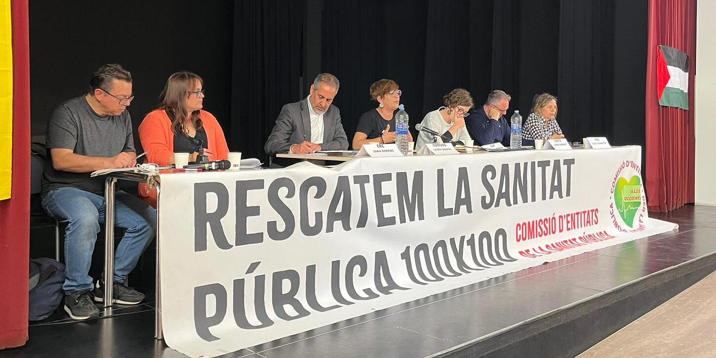 Debat electoral sobre la sanitat pública, a Can Balsach. Autor: Jordi M.