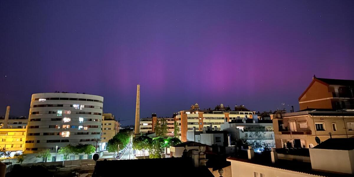 Aurora boreal des de Sabadell. Autor: ACN