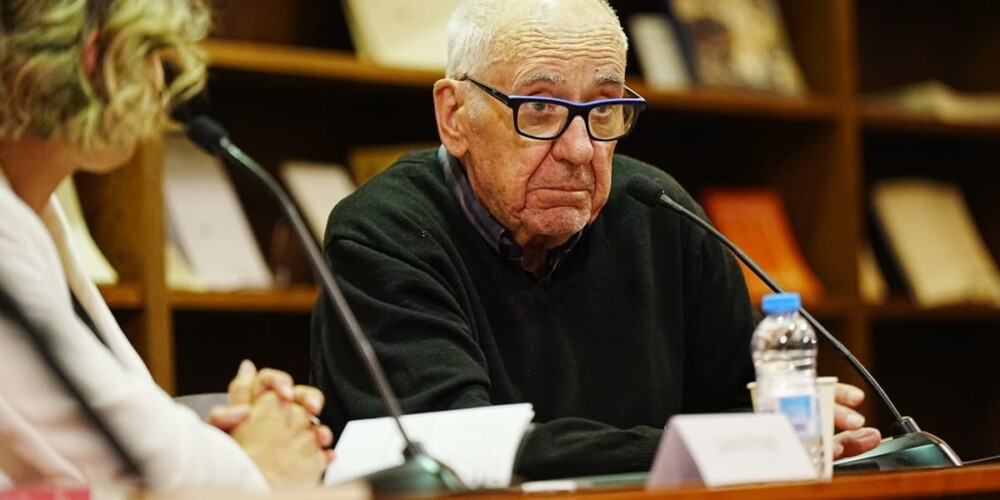 Foto portada: Feliu Formosa, durant l'homenatge. Autor: ACN.