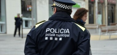 Agent de la Policia Municipal, en una imatge d'arxiu. Autor: David B.