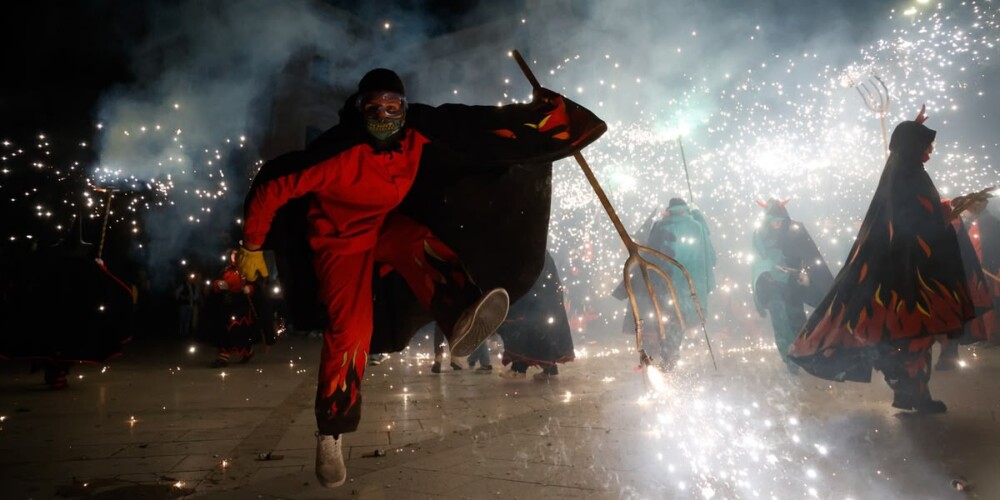 Foto portada: Correfoc dins dels actes de l'Aplec de la Salut, aquest any. Autor: David Jiménez.
