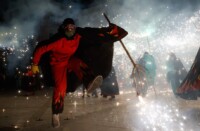 Foto portada: Correfoc dins dels actes de l'Aplec de la Salut 2025, aquest any. Autor: David Jiménez.