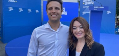 Foto portada: els sabadellencs Alistair Spearing i Lídia Busom, membres de la candidatura Lliures x Europa - Junts. Autor: cedida.