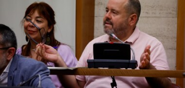 Els regidors de Sabadell En Comú Podem Alejandra Sandoval i Joan Mena, el passat mes de juny, al ple. Autor: D.Jiménez.