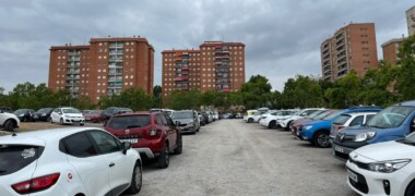 Aparcament de sorra de l'Eix Macià. Autor: Jordi M.