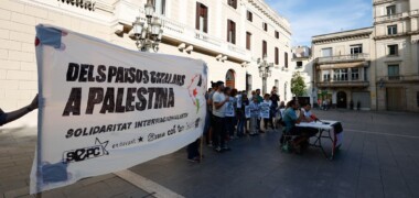 Concentració contra la fira UNVEX. Autor: David Jiménez
