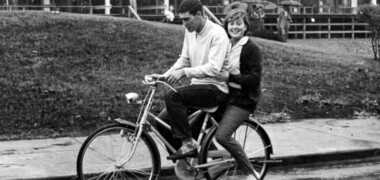 Maria Ballesté i Miquel Torres, a Tòquio, l'any 1964. Cedida per la família
