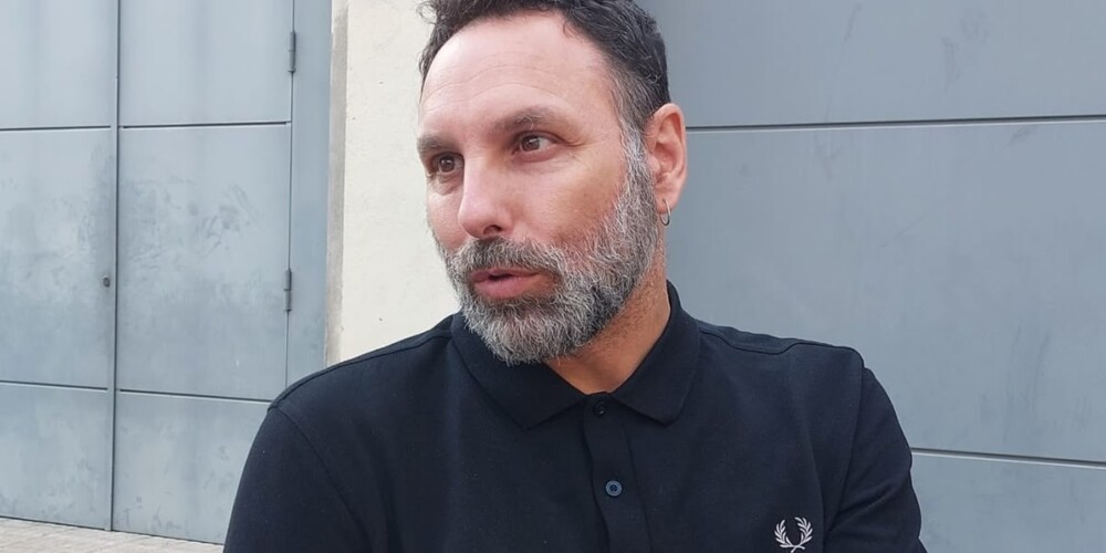 L'advocat i periodista Hibai Arbide, que resideix a Lesbos. Autor: A.Pardina.