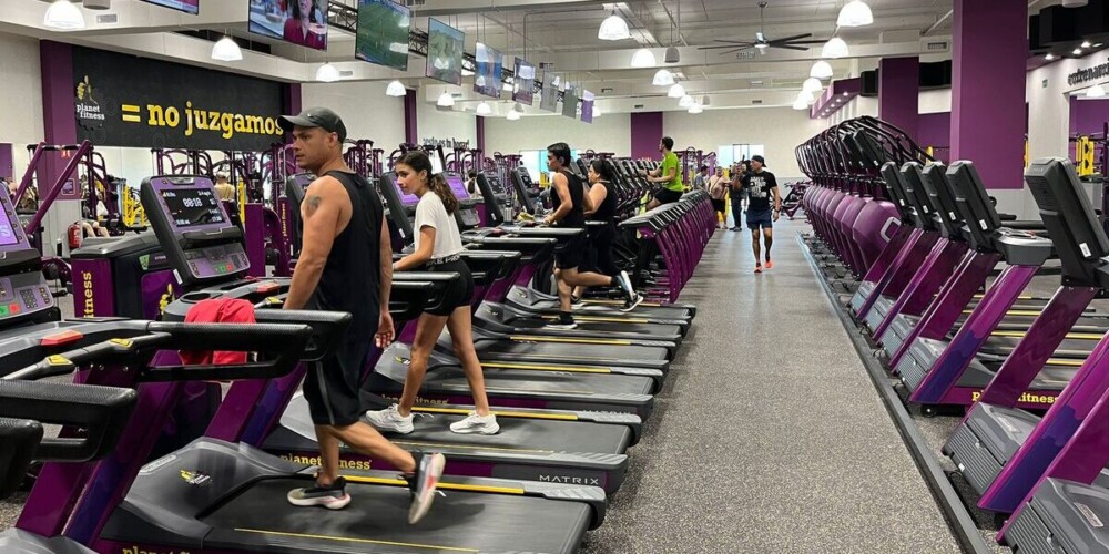 Planet Fitness a Via Sabadell. Autor: Jordi M
