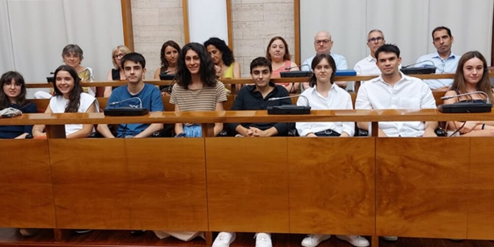 Foto de portada: Alumnes reconeguts pels bons resultats de les PAU. Autor: Albert P.