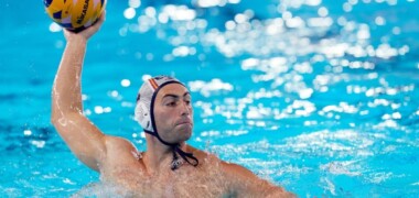 Foto portada: el waterpolista egarenc Bernat Sanahuja. Autor: COE via X.