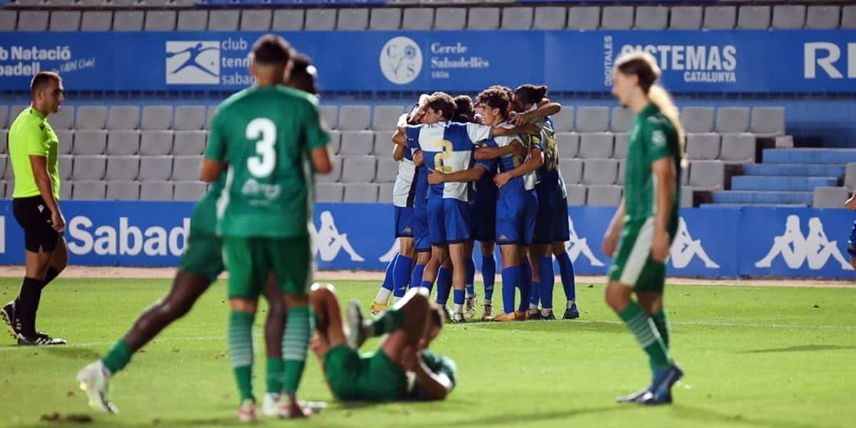 L'equip, celebrant el gol. Autora: Dihor.