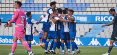 Foto de portada: Celebració del gol del CE Sabadell. Autora: Dihör