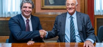 Foto portada: el president del Gremi de Fabricants, Esteve Gené, i el president del Banc Sabadell, Josep Oliu. Autor: cedida.