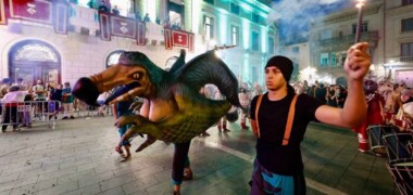 L'Àguila, entrant a la plaça en el tret de sortida de la Festa Major. Autor: J.Peláez / Ajuntament