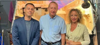 Carles de la Rosa, Francesc Bartolomé (Pessebristes) i Katia Botta, a la presentació de la Trobada Nacional. Autor: Jordi M