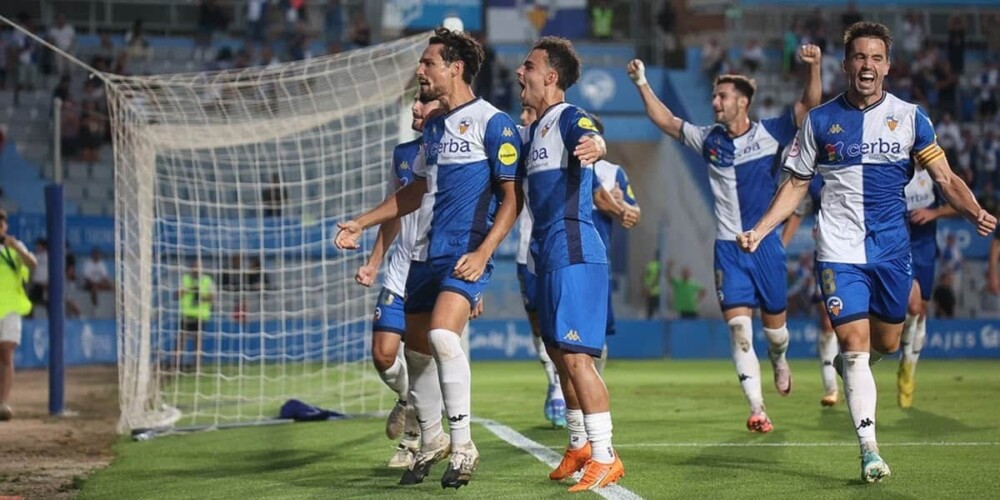 Foto de portada: Celebració primer gol. Autora: Dihör