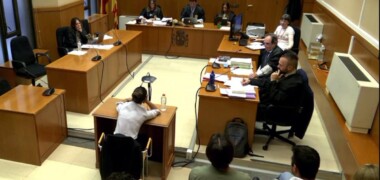 Foto portada: testimoni de la jove, aquest dimecres a l'Audiència de Barcelona. Autor: ACN.