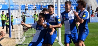 Cortés ha anotat el 3-2 definitiu. Autor: Críspulo Díaz.