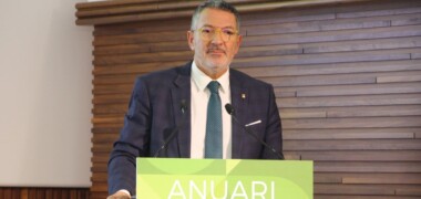Foto de portada: el conseller d'Empresa i Treball, Miquel Sàmper, durant la presentació de l'Anuari de la pime catalana 2024. Autor: Martí Pernía
