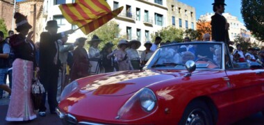Foto portada: sortida del ral·li de vehicles clàssics de l'Aplec de la Salut. Autor: J.d.A.