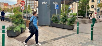 Foto portada: sortida de l'actual pàrquing, el que serà rescatat, al carrer del Sol. Autor: J.d.A.