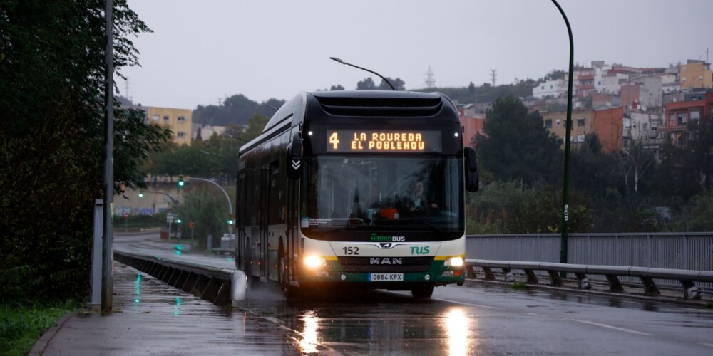 Autobusos de la TUS, a Torre-romeu, el 4 de novembre de 2024. Autor: David Jiménez.