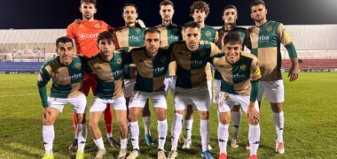 Foto de portada: Onze inicial del CE Sabadell a Alzira. @CESabadell, via X