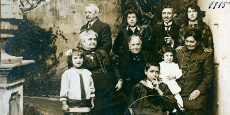 Família Izard Llonch.
1915. AHS