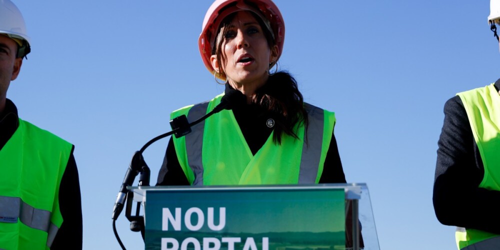 Foto portada: l'alcaldessa de Sabadell, Marta Farrés, durant la inauguració del Portal Sud. Autor: D.Jiménez.