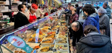 Foto portada: una parada del Mercat Central, el passat 24 de desembre. Autor: J.d.A.