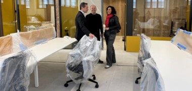 Foto de portada: la nova Oficina d'Atenció a l'Empresa, al costat de Fira Sabadell. Autor: M.G