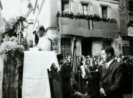 Mossèn Mateu, a la missa de celebració, el cap de setmana. Font: AHS. 