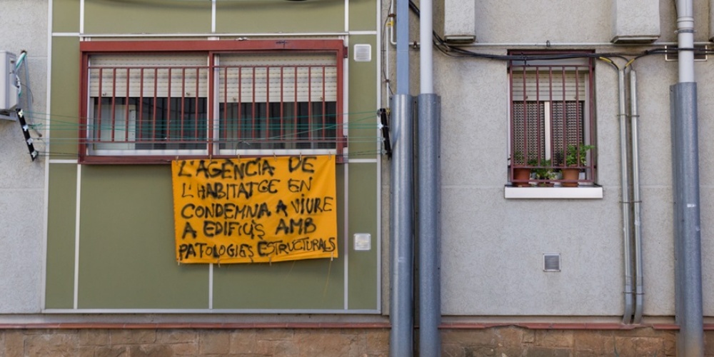 Un dels pisos pendents de rehabilitació als Merinals, fa un temps. Autor: David B.