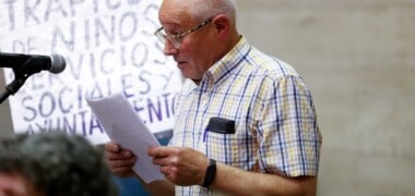 Foto portada: el portaveu de la plataforma ciutadana contra la taxa de residus, Domingo Amador, al ple. Autor: D.Jiménez.