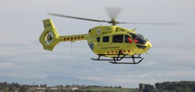 Un helicòpter medicalitzat a l'heliport del Parc Taulí, el 2 de febrer de 2024. Autor: ACN.