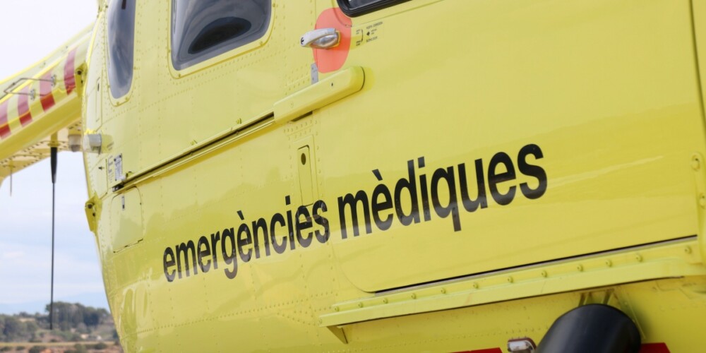 Un helicòpter medicalitzat a l'heliport del Parc Taulí, el 2 de febrer de 2024. Autor: ACN.