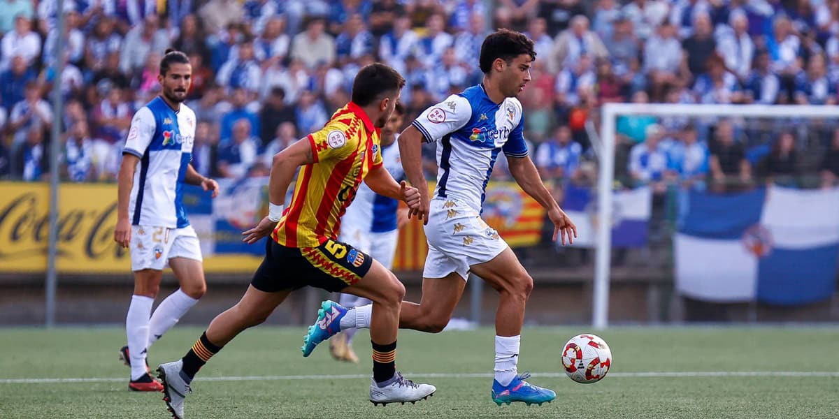Foto de portada: Partit de la primera volta contra el Sant Andreu. Autora: Dihör