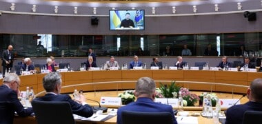 Foto portada: els caps d'Estat i de Govern de la Unió Europea en videotrucada amb el president d'Ucraïna. Autor: ACN.