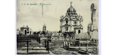 Cementiri de Sant Nicolau, uns dels tres cementiris que hi ha hagut a Sabadell. Edició postal de Clemente Oliveró. Sabadell.