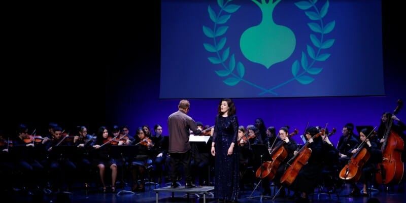 Vozes i Maria Hinojosa van tancar la Gala del Sabadellenc de l'Any 2024. Autor: D.Jiménez.
