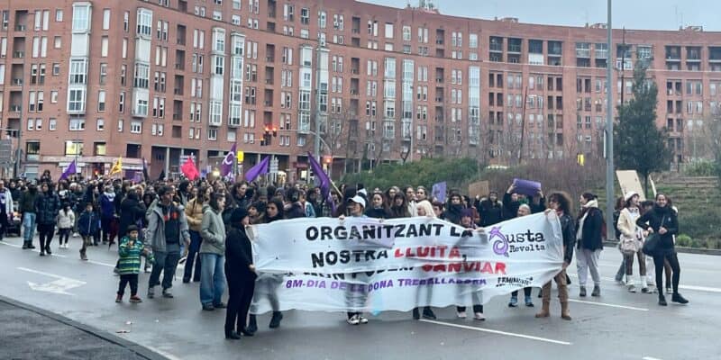 La manifestació sortint de plaça d'Espanya. 