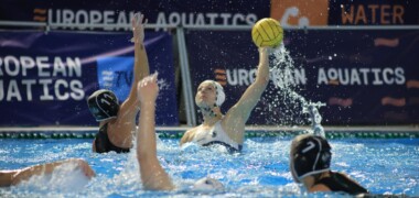 Foto de portada: Simone Van de Kraats, la millor del partit. Autor: Victor Castillo